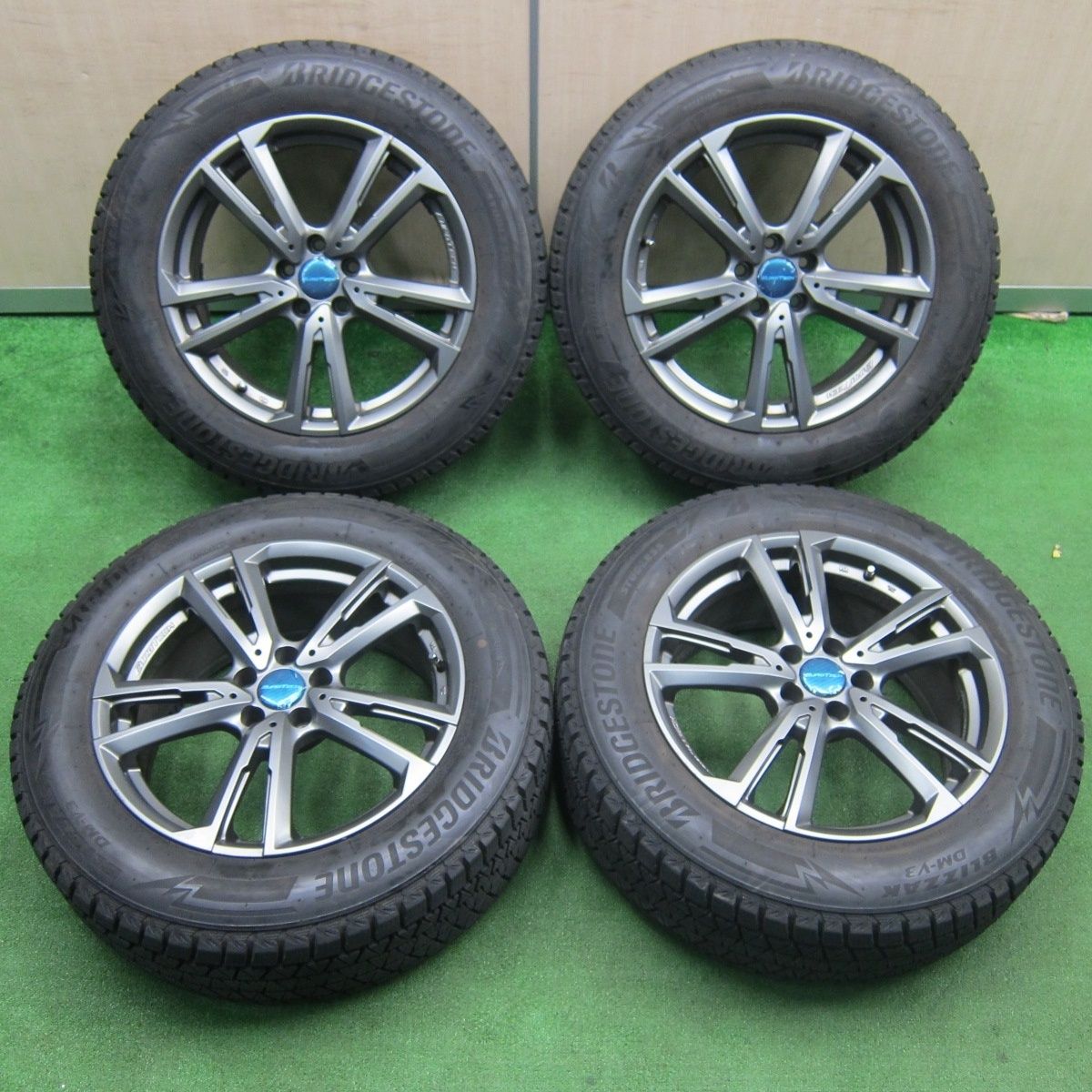 235/60R18ブリヂストンスタッドレス 23年バリ溝1本 DMV3 【公式通販】