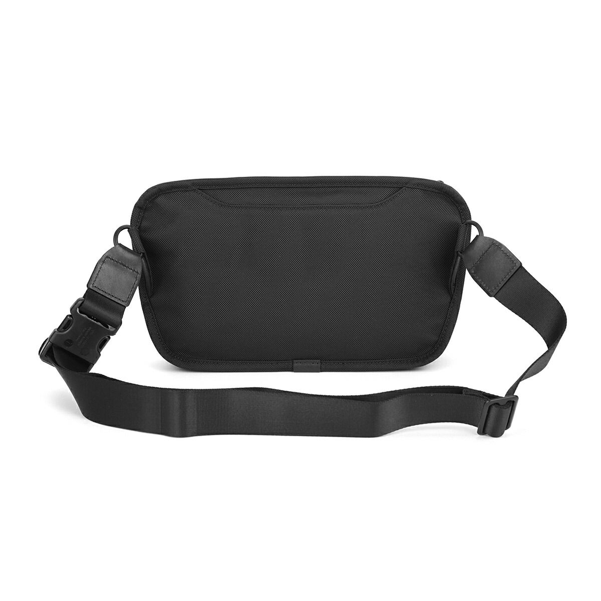 新品 トゥミ TUMI ショルダーバッグ アルファ ブラック - メルカリ