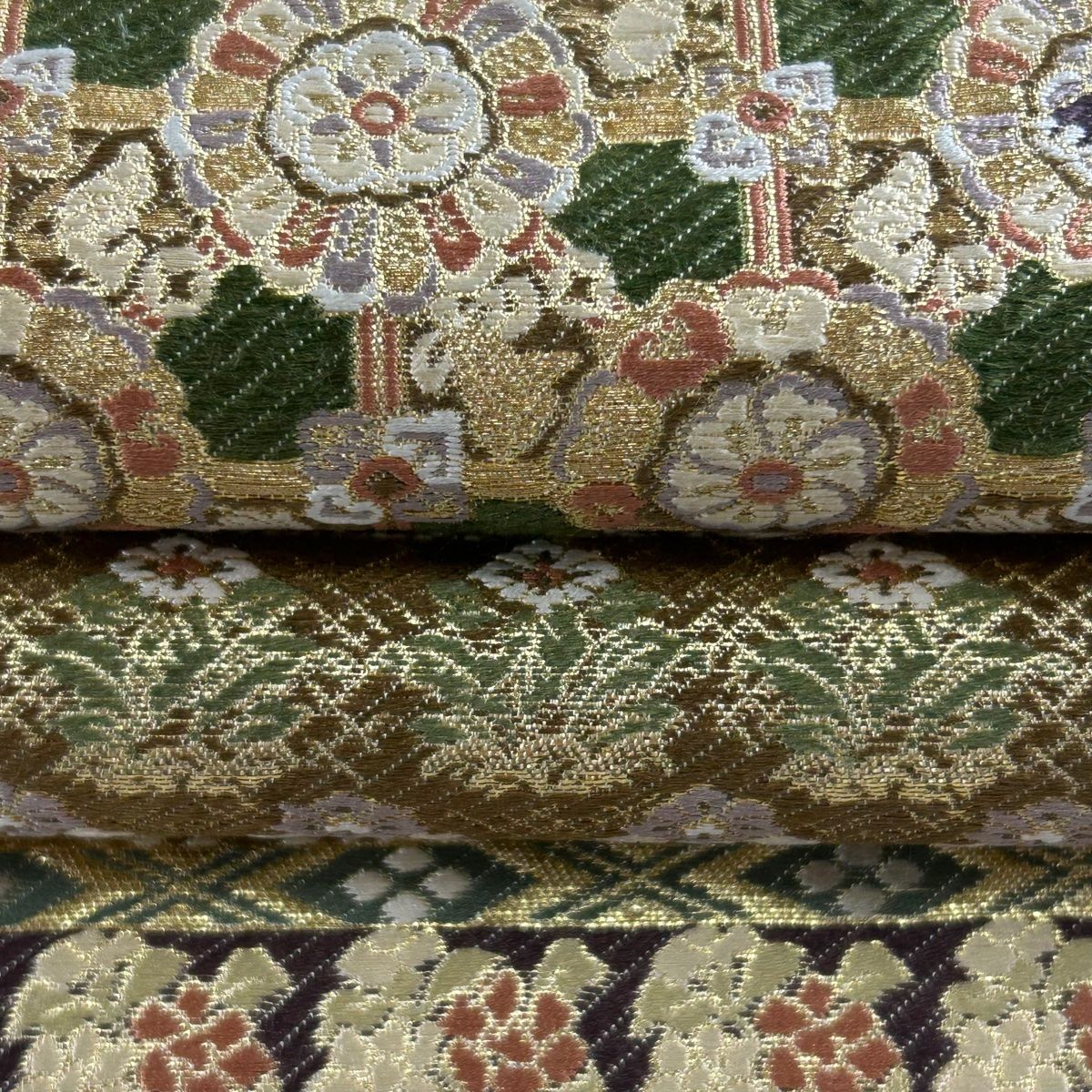 袋帯 秀品 華文 有栖川文 金糸 箔 銀色 六通 正絹 中古 袋帯 秀品 華文 有栖川文 金糸 箔 金色 六通 正絹 中古 袋帯 美品