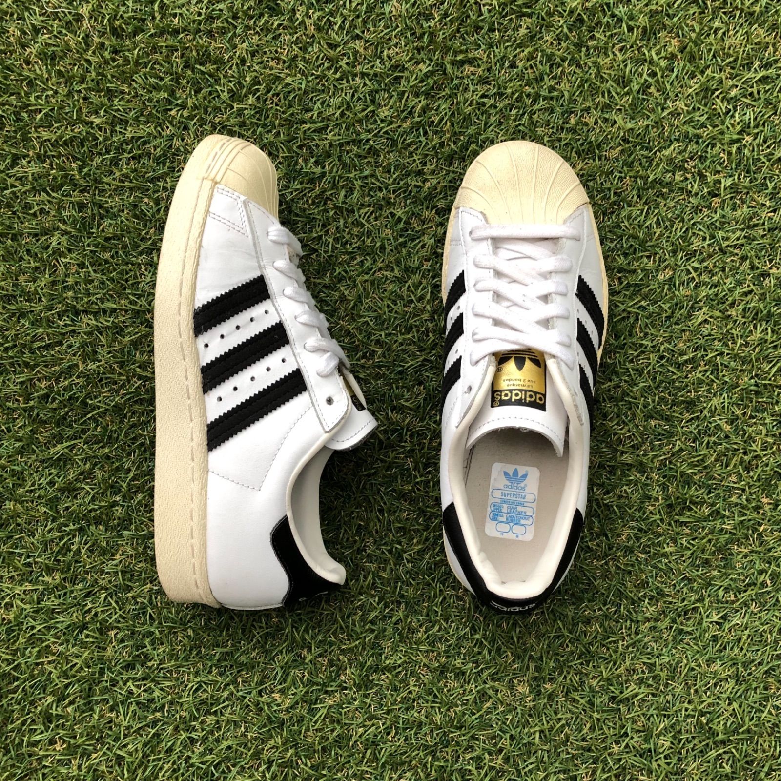 お買い得格安】 美品22.5 adidas SS80Sアディダス スーパースター E131