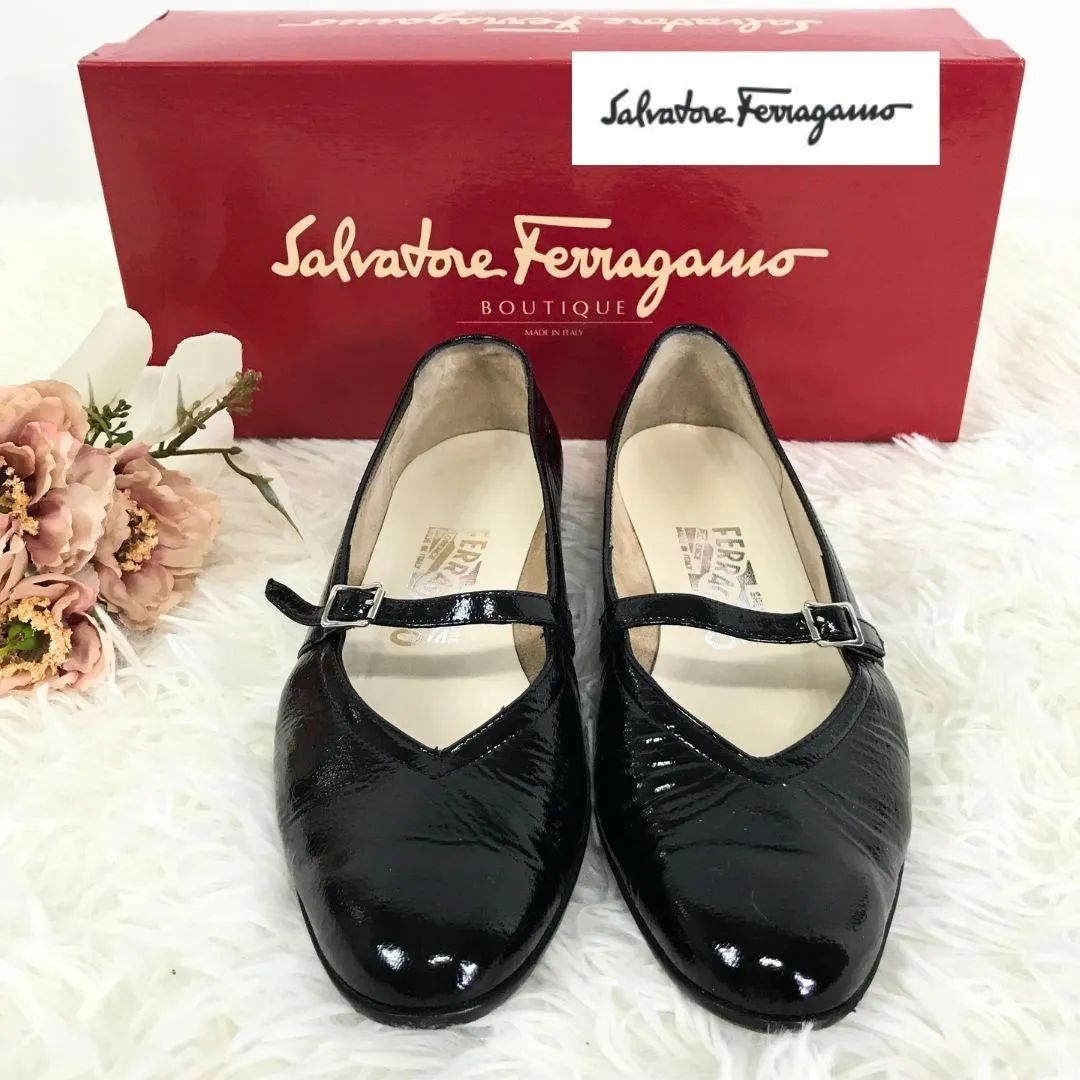 Salvatore　Ferragamo　サルヴァトーレフェラガモ　パンプス　フラットシューズ　オードリー　ブラック　エナメル　サイズ表記5　 1/2(23cm相当）箱あり