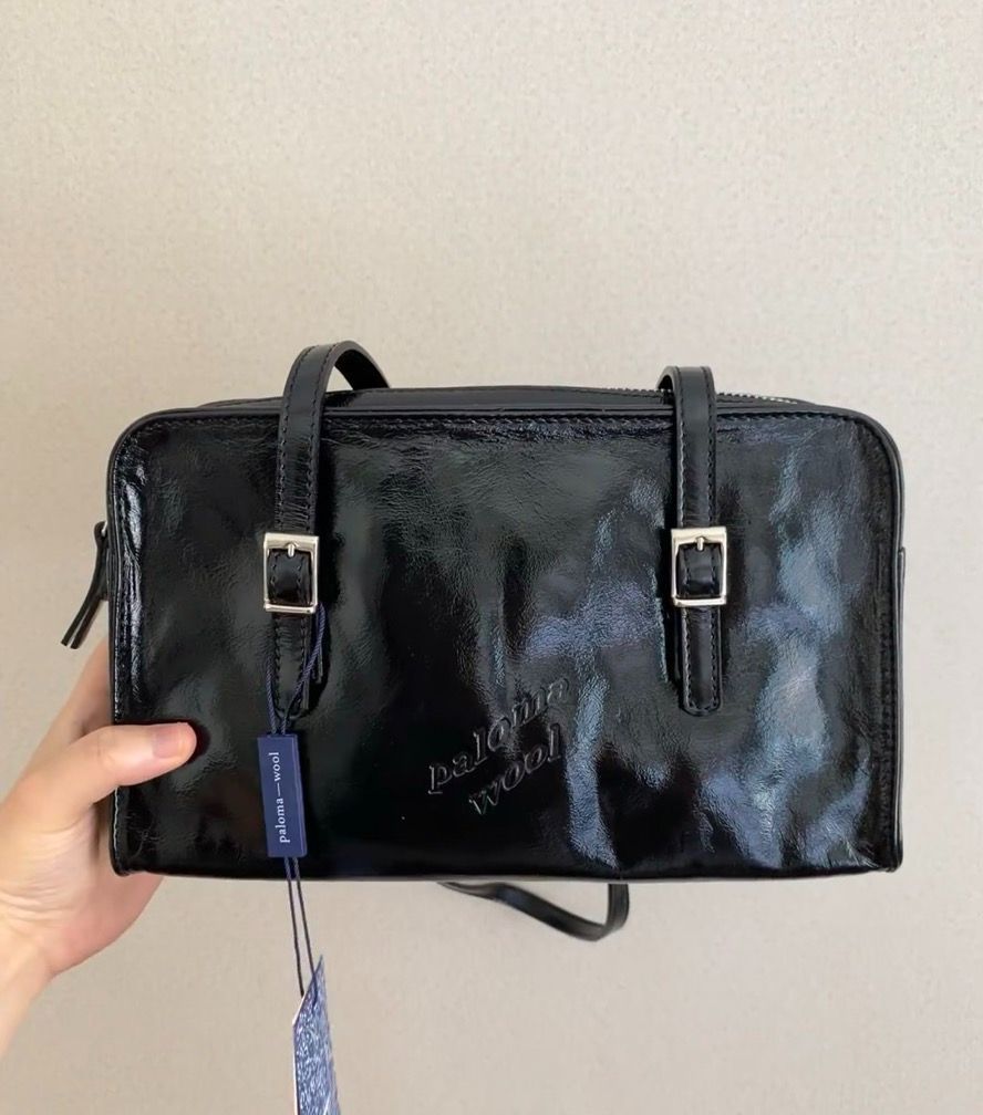 paloma wool 黒 レザーバッグ CAYETANO-Black bag crafted from structured leather – Paloma Wool