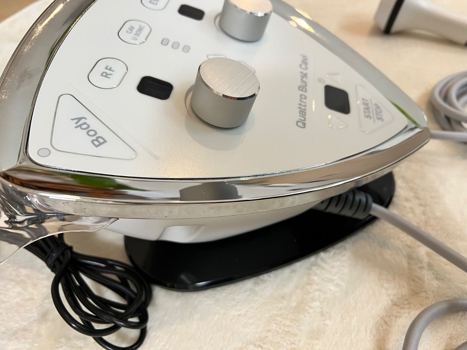 クワトロバーストキャビ キャビテーション EMS RF - メルカリ