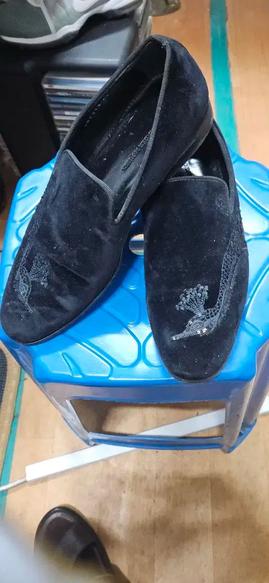 アレクサンダー alexander mcqueen アレキサンダーマックイーン 靴