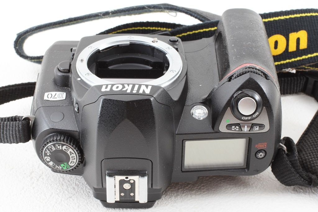 ジャンク Nikon ニコン D70 AF-S 18-70 610万画素 デジタル 一眼