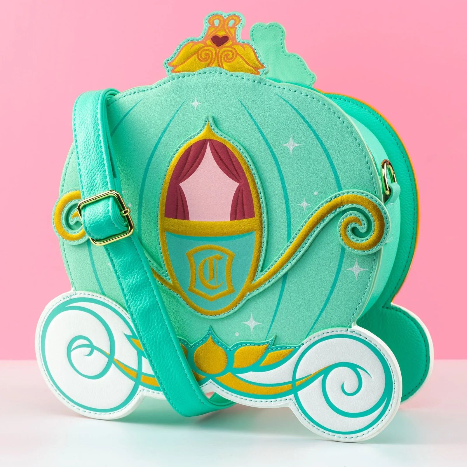Disney - Loungefly シンデレラ　ハンドバッグ　カボチャの馬車　シンデレラ城 注目コラボ】Loungeflyxシンデレラ変身かぼちゃ 馬車 (LOUNGE