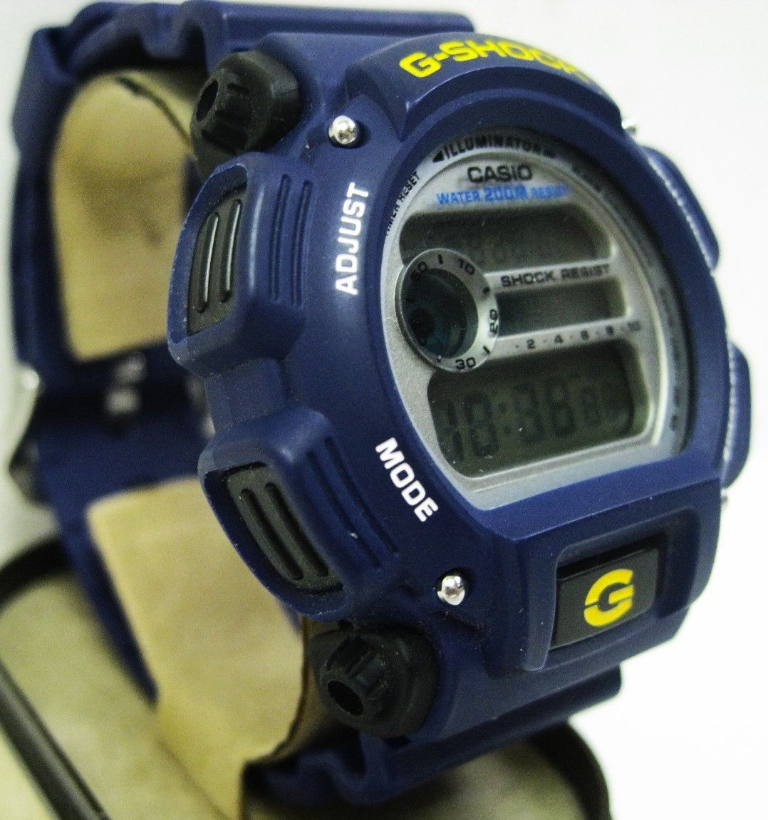 極美品カシオCASIO G-ショック デジタルDW-9052 2VDR ネイビー - メルカリ