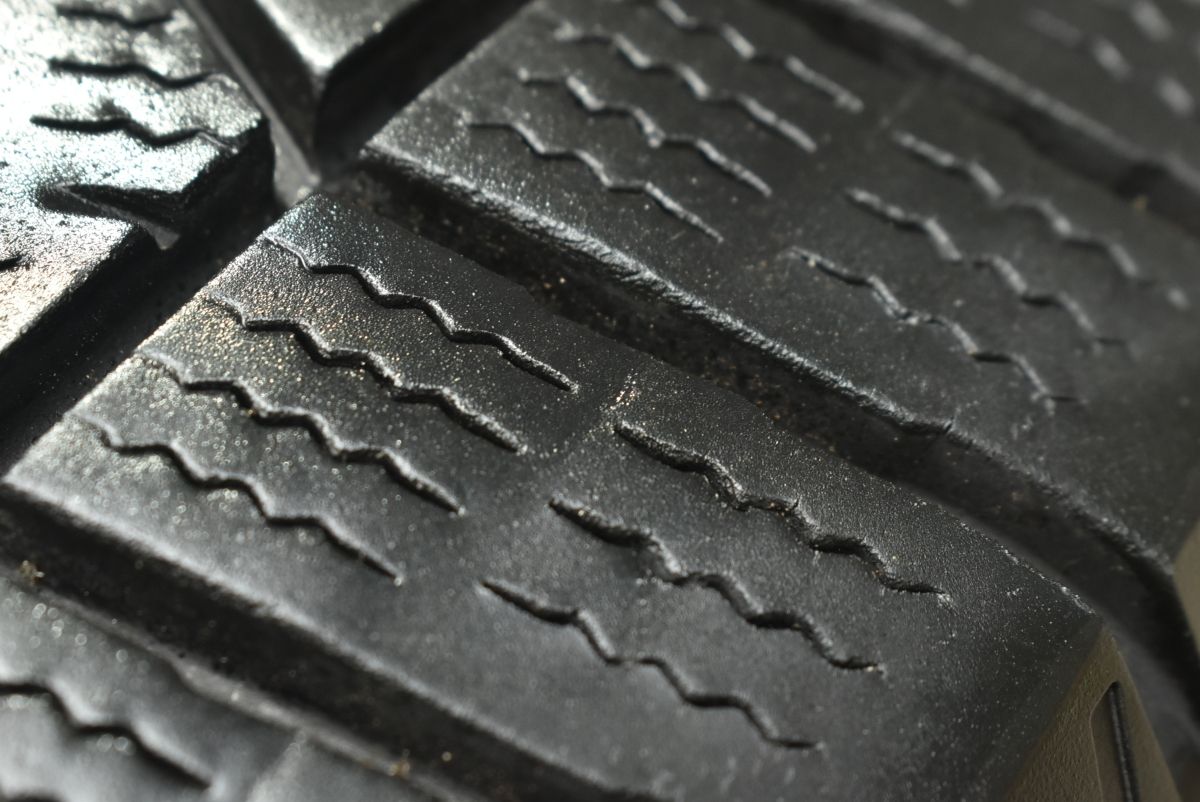 贈り物に最適な ヴェルヴァ 18in 7.5J 55 PCD114.3 ダンロップ ウィンターマックス03 225 50R18 C-HR オデッセイ ヴェゼル レヴォーグ アテンザ 全国送料無料！