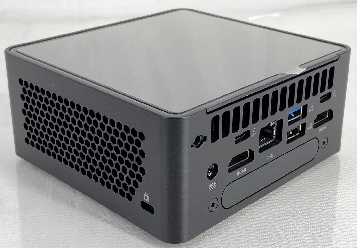 ASUS NUC
