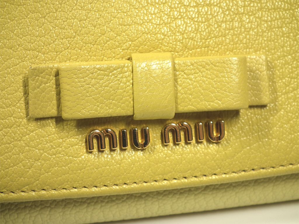 未使用 ミュウミュウ 長財布 リボン付 5M1109 イエロー レザー 黄色 2  