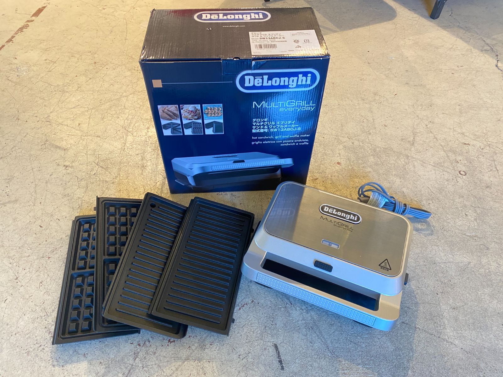 De'Longhi (デロンギ) マルチグリル SW13ABCJ-S ✨新品✨ デロンギ