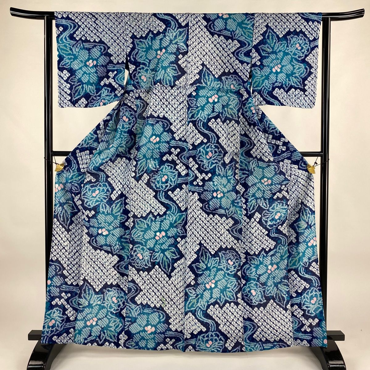 浴衣 身丈162cm 裄丈62cm S 絞り浴衣 草花 青緑 綿 名品