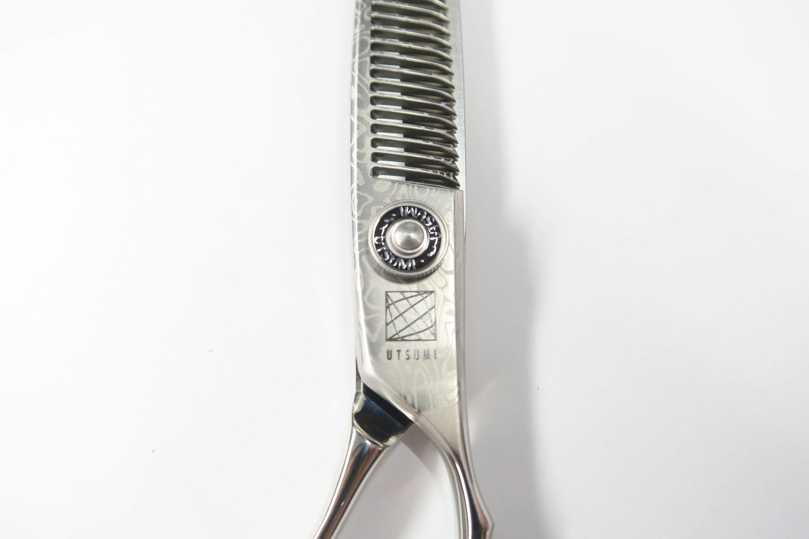 Sランク【UTSUMI ウツミ 内海】 MS113 セニング 美容師・理容師 6.0