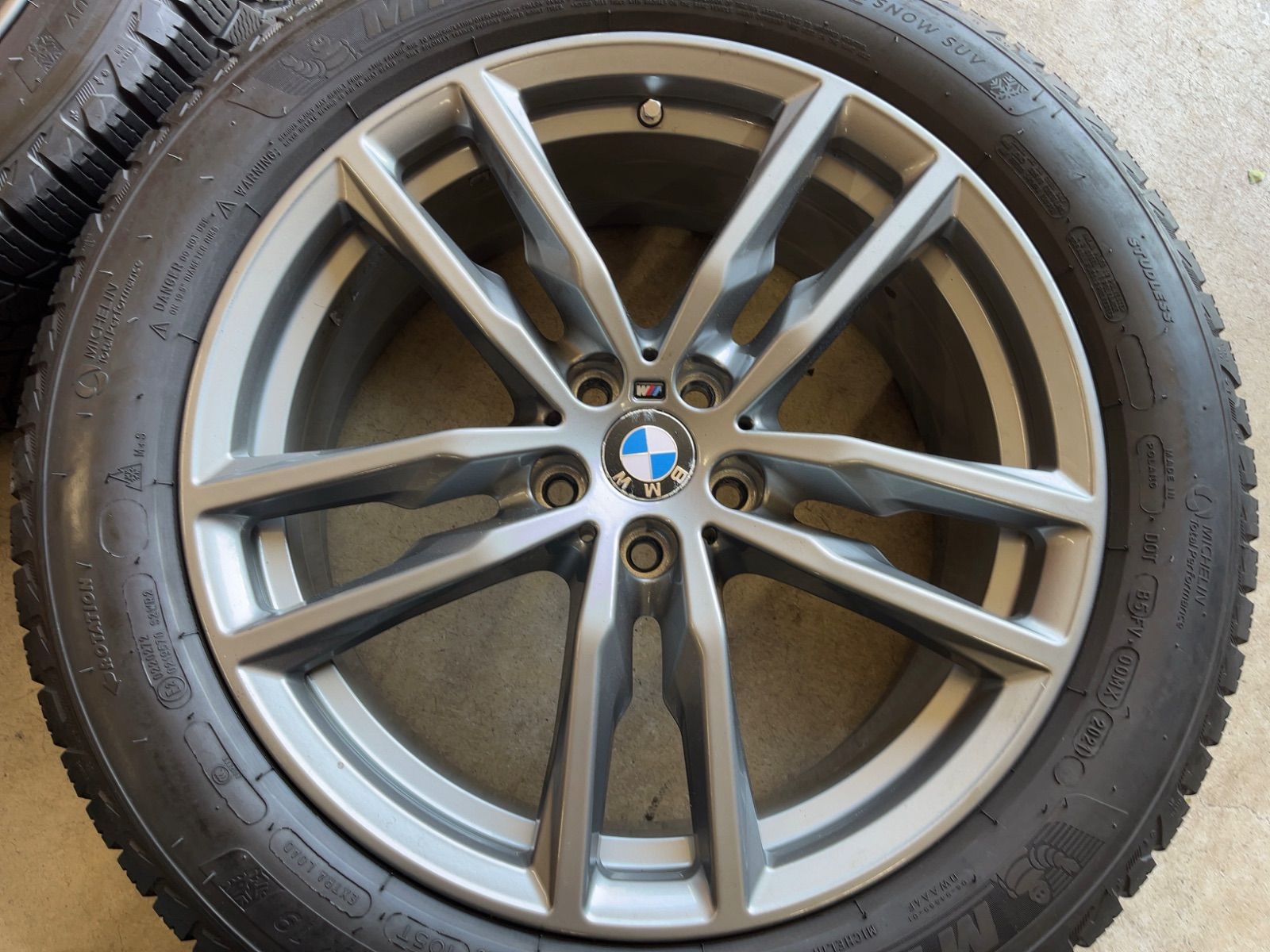 BMW X3 G01 X4 G02 純正品 ミシュラン スノー付 2021年製 19インチ 4本セット TRITUETUBI_COM