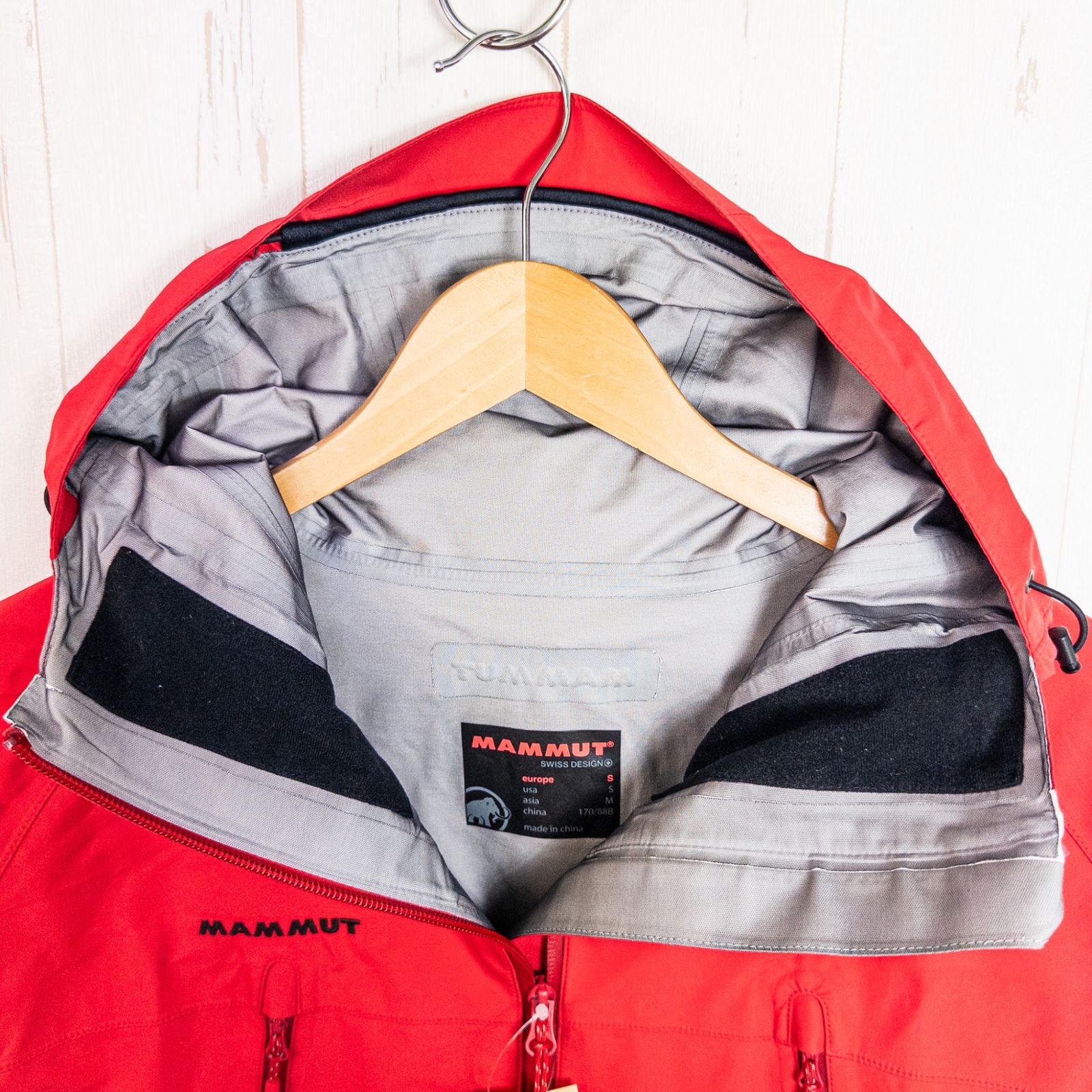 MAMMUT マムート マウンテンジャケット　GORE-TEX サンダーストーム Men's S レッド系】 Mammut ( マムート ) ゴアテックス サンダー