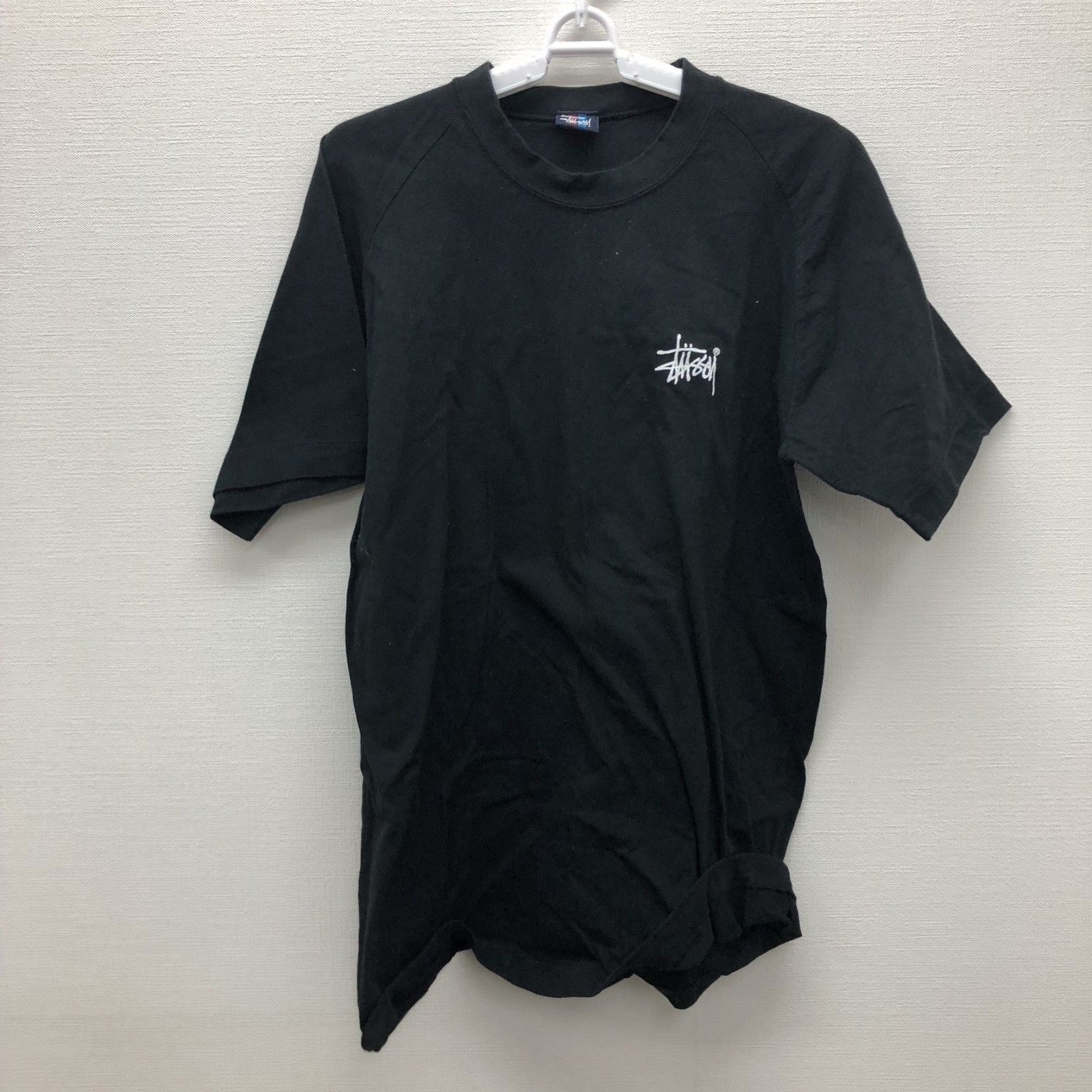 STUSSY】ステューシー トップス Tシャツ 半袖 黒系 ブラック STUSSY】ステューシー トップス Tシャツ 半袖 黒系 ブラック