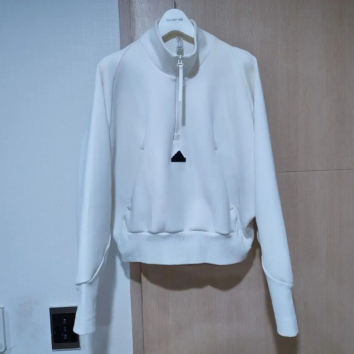 アディダス 新モデル ZNE LINE ジョガーパンツセット 55