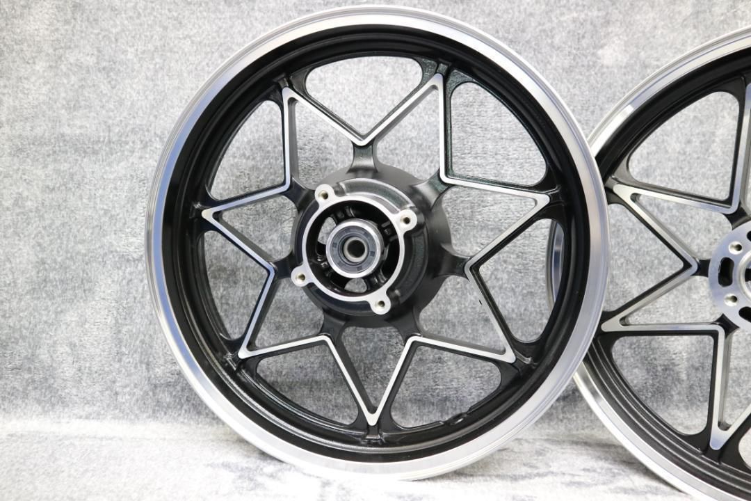 KH400,SS400,BEETタイプキャストホイール 61IIrkXkqpL._UF350,350_QL50_.jpg