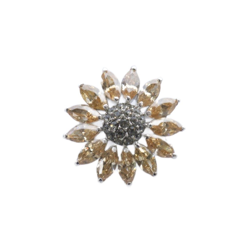 【NeCo 】フォクシー　ビジューブローチ フォクシー FOXEY フォクシー フラワービジューブローチ - メルカリ