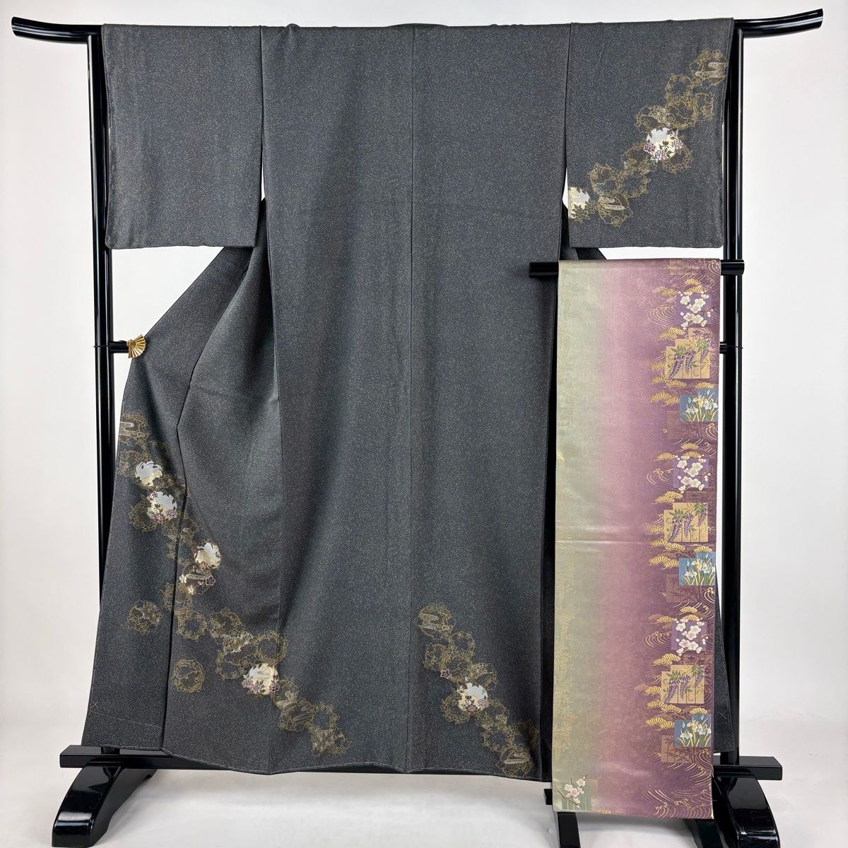 付下げ 身丈157.5cm 裄丈64.5cm M 袷 袋帯セット 鈴乃屋 花丸文 梅 金銀彩 刺繍 黒灰 正絹 秀品