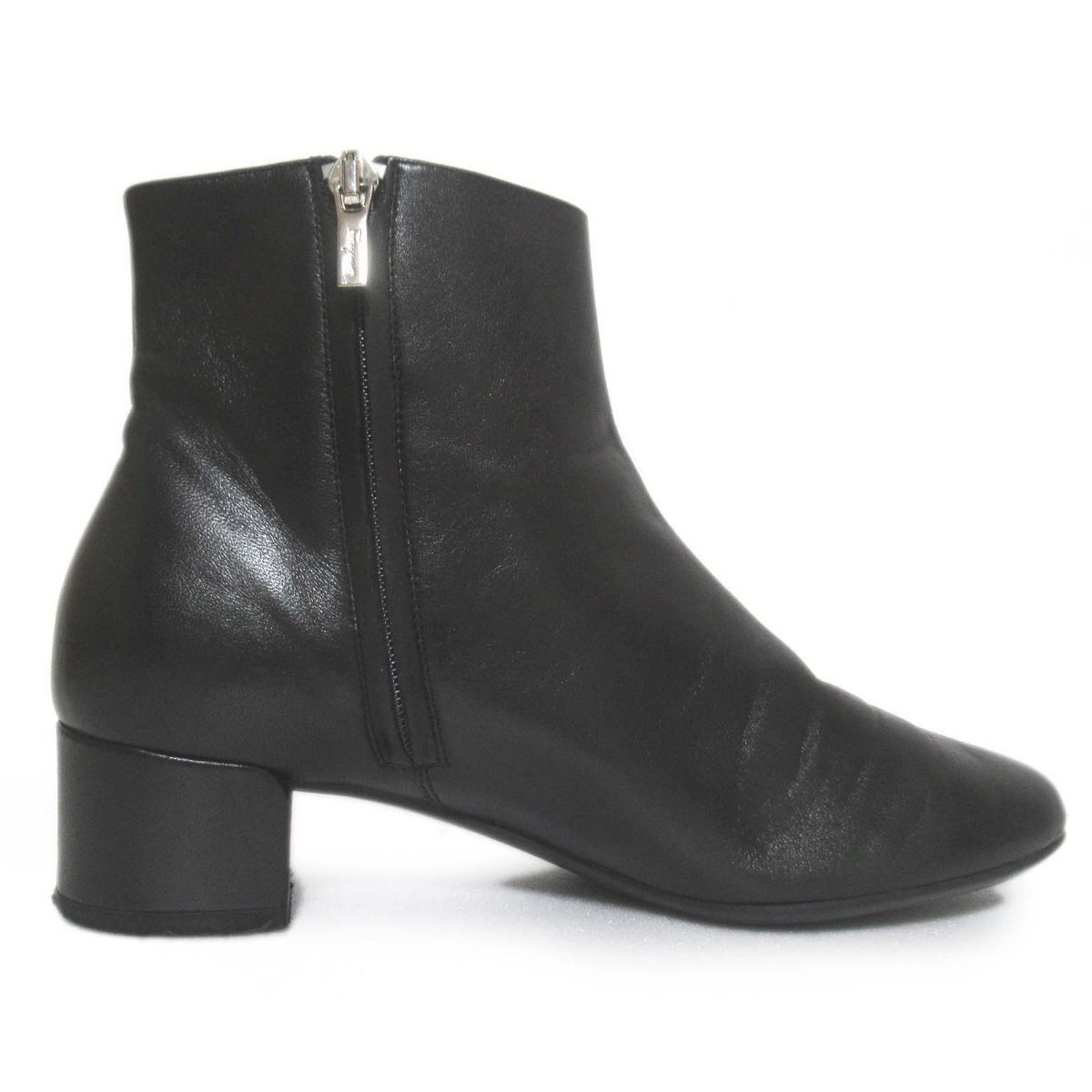 （sale)フェラガモ ブラックレザーアンクルブーツ 美品 Salvatore Ferragamo サルヴァトーレフェラガモ レザー