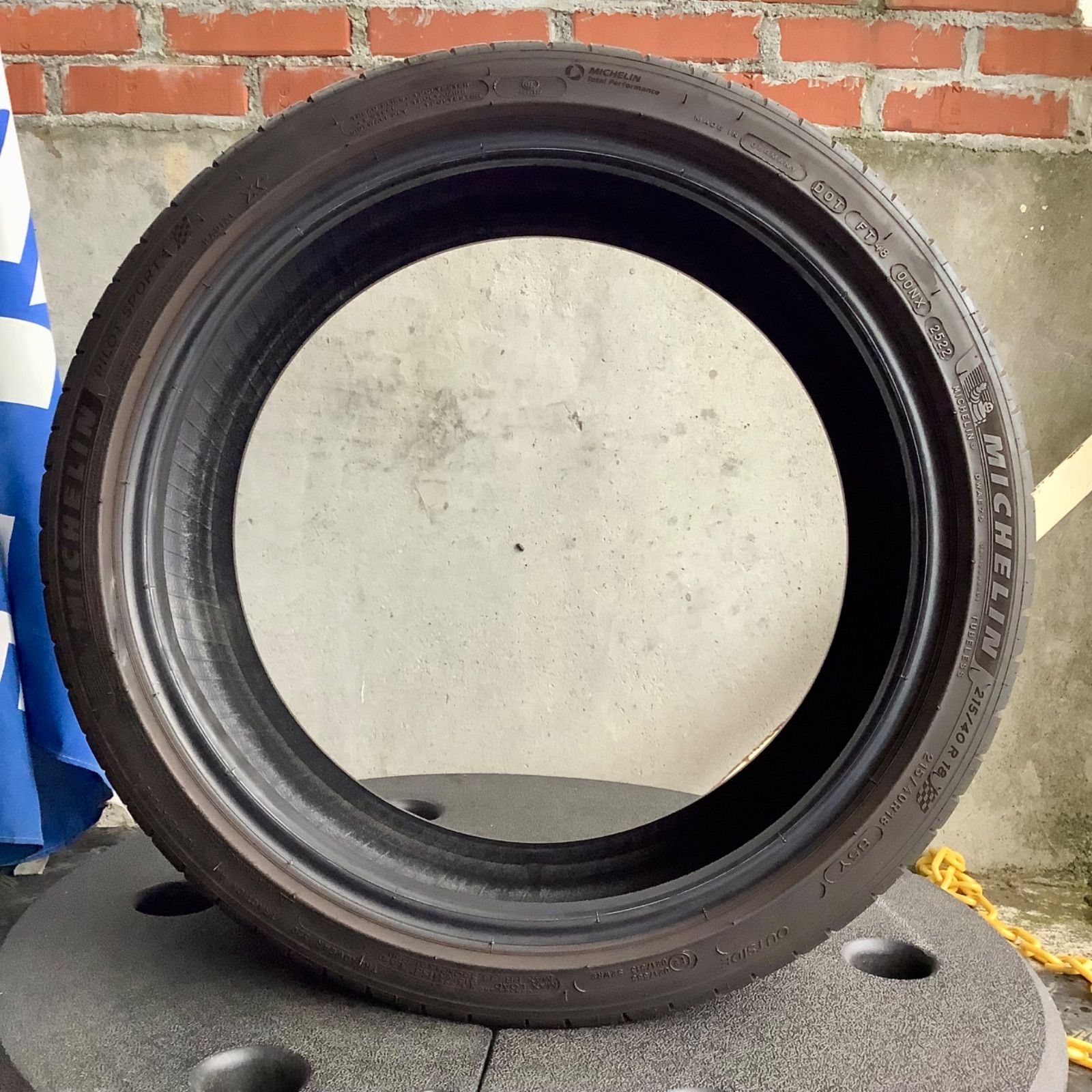 送料込み］215/40R18 MICHELIN PilotSport4 PS4 ミシュラン パイロット 