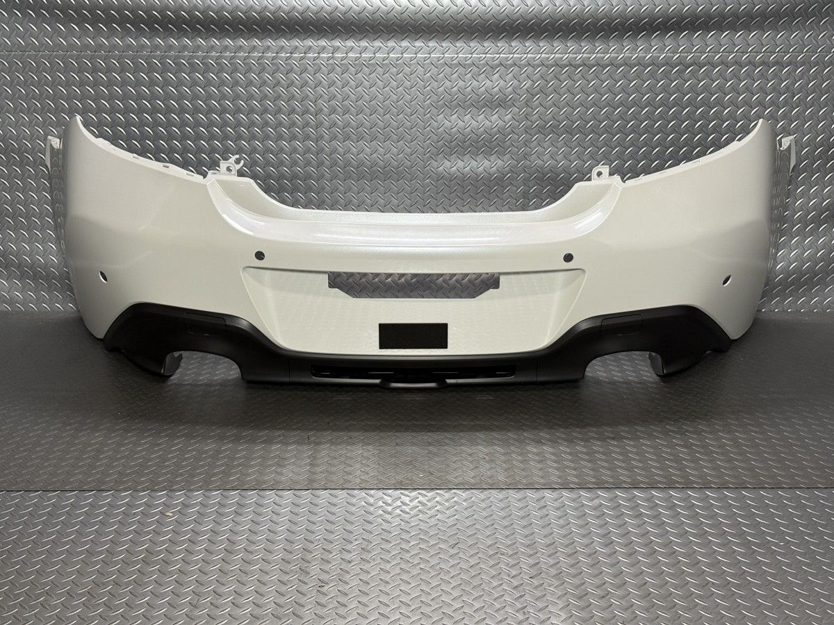送料無料ZN8トヨタGR86|ZD8スバルBRZ 純正 リアバンパー 白|K1X|クリスタルホワイトパール 品番57704CC502 25080020