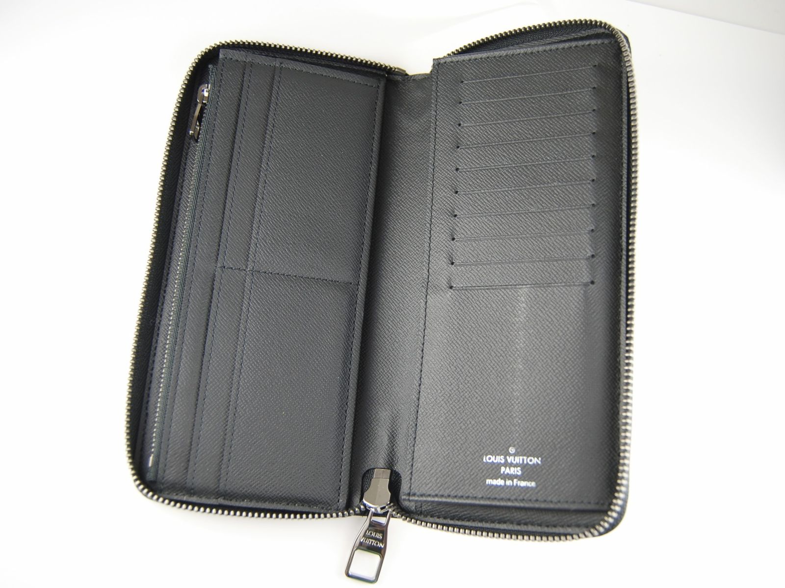 ルイヴィトン【現行 未使用に近い】モノグラム エクリプス ジッピーヴェルティカル 未使用に近い】ルイヴィトン モノグラム エクリプス ジッピーヴェル