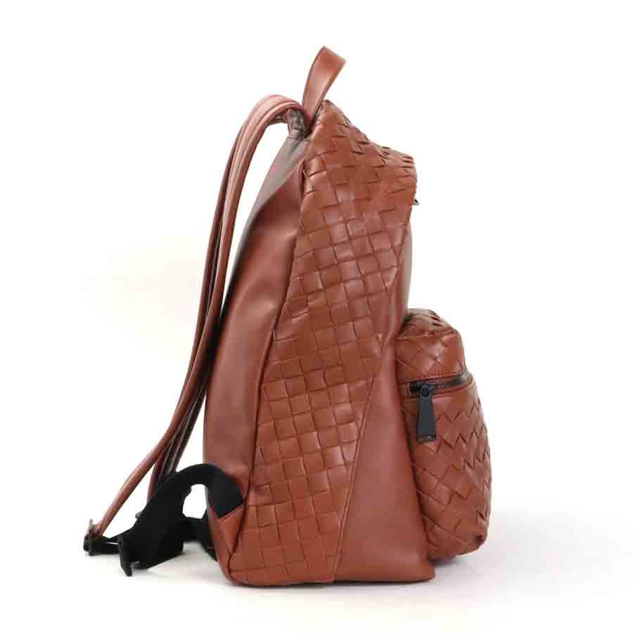 【美品】ボッテガヴェネタ 599634 イントレチャート レザー リュック 美品】ボッテガヴェネタ 599634 イントレチャート レザー