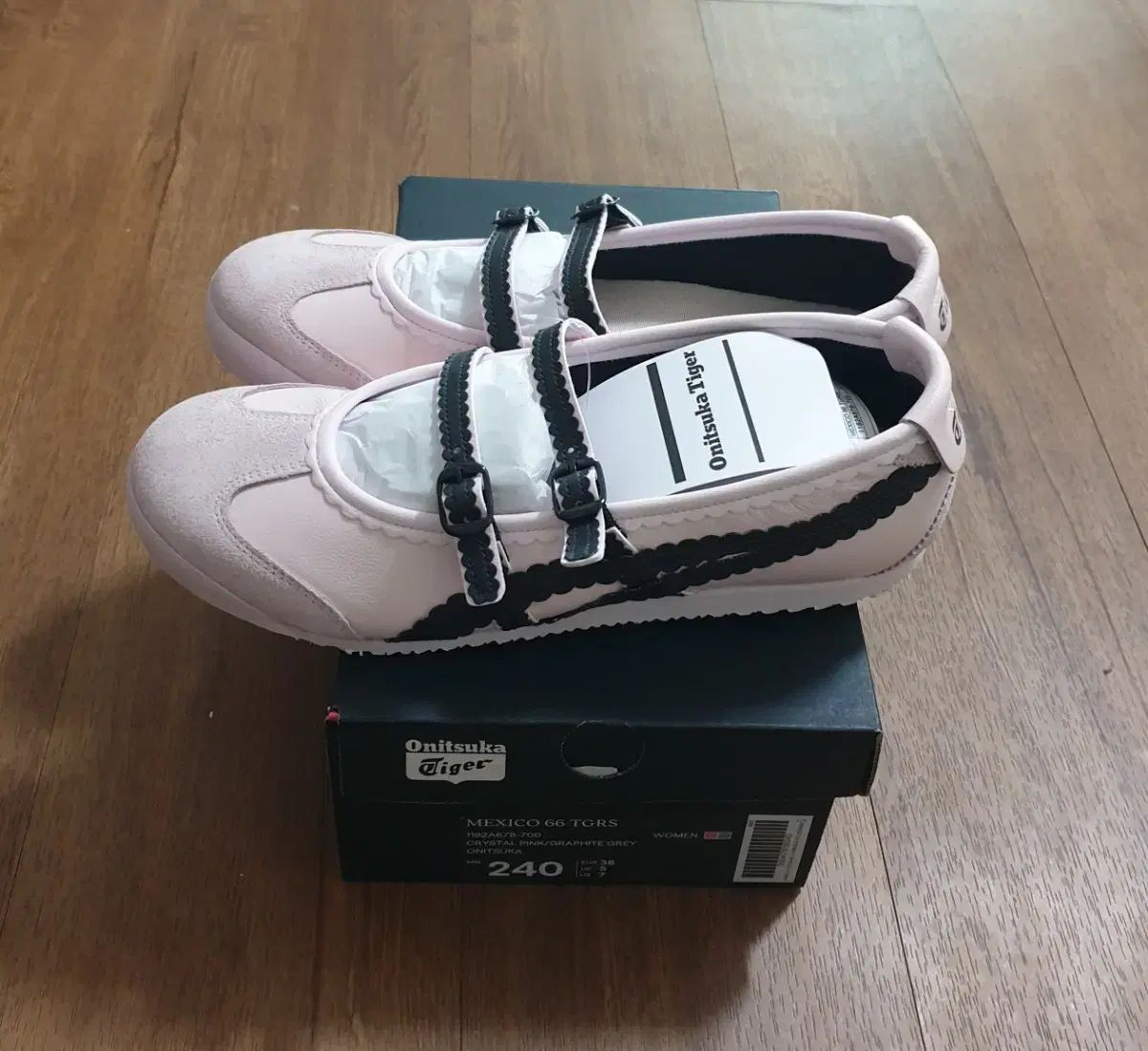 240 onitsuka tiger オニツカタイガー タイガー メキシコ 66 TGRS ピンク