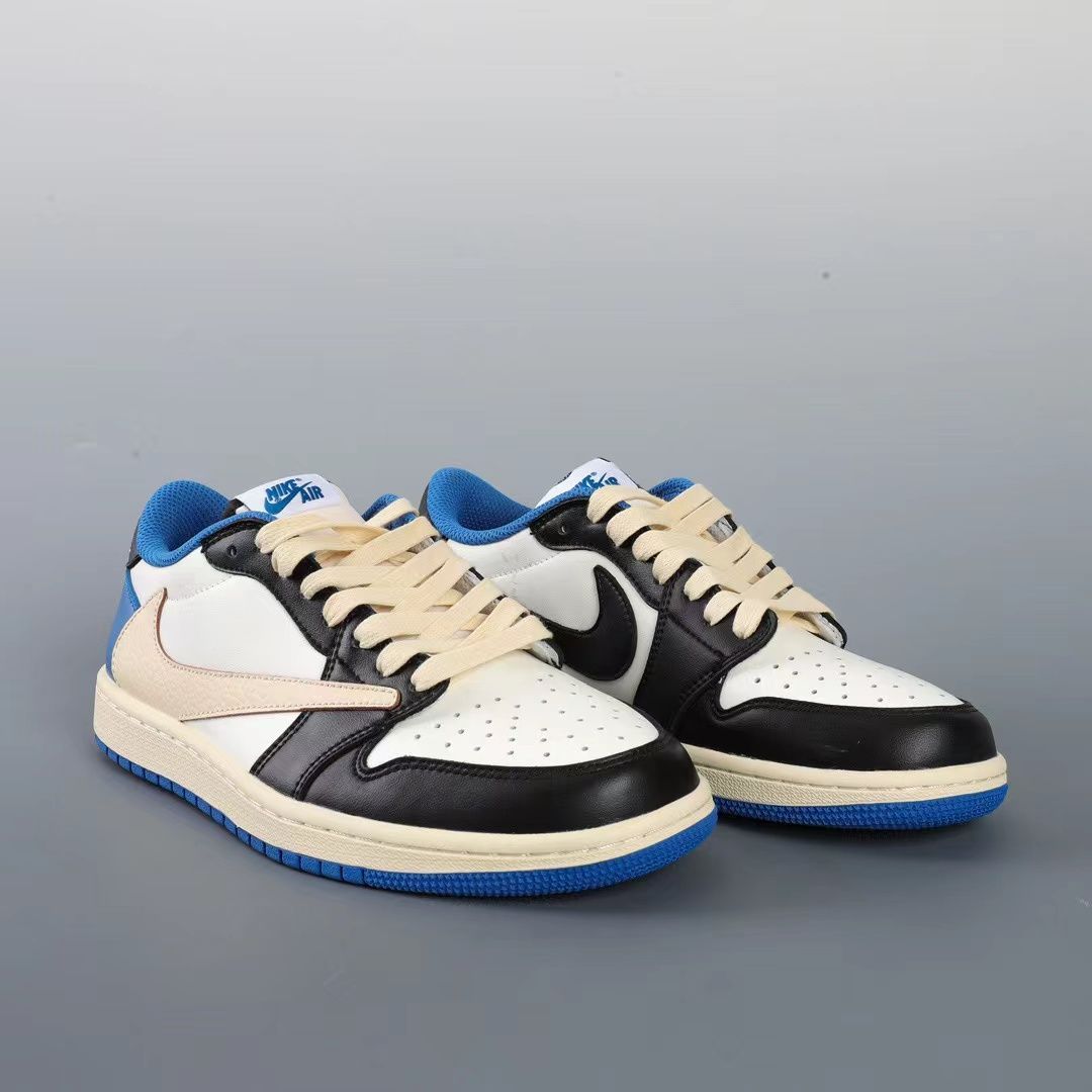 専用値下げですTravis Scott x Nike Air Jordan 1 Low OG SP