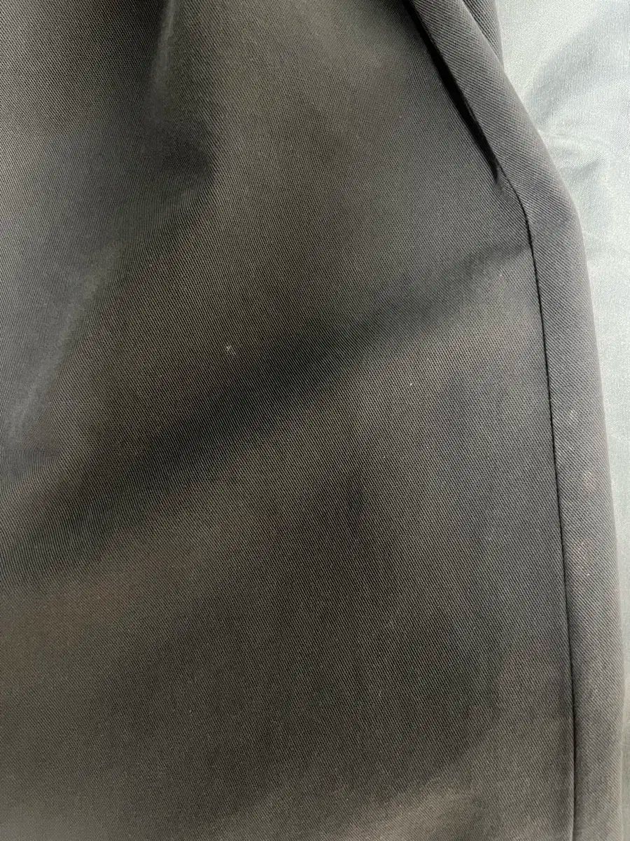 2 カーゴ 1 v チャコール