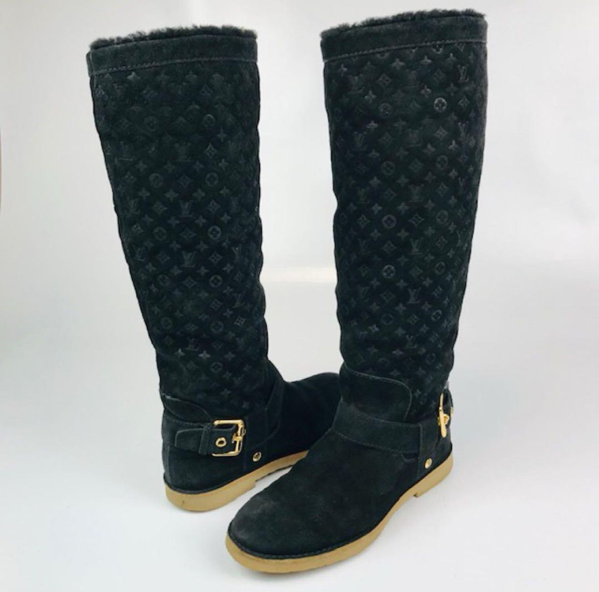 LOUIS VUITTON☆ルイヴィトン・レディース スエードレザー エンボス