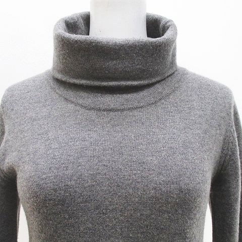 グレー タートルネック
