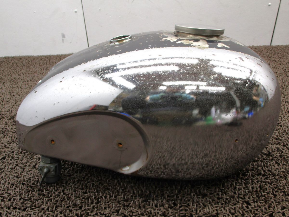 メグロSG用フューエルコック美品OH済み メグロSG用フューエルコック美品OH済み メグロSG用フューエル