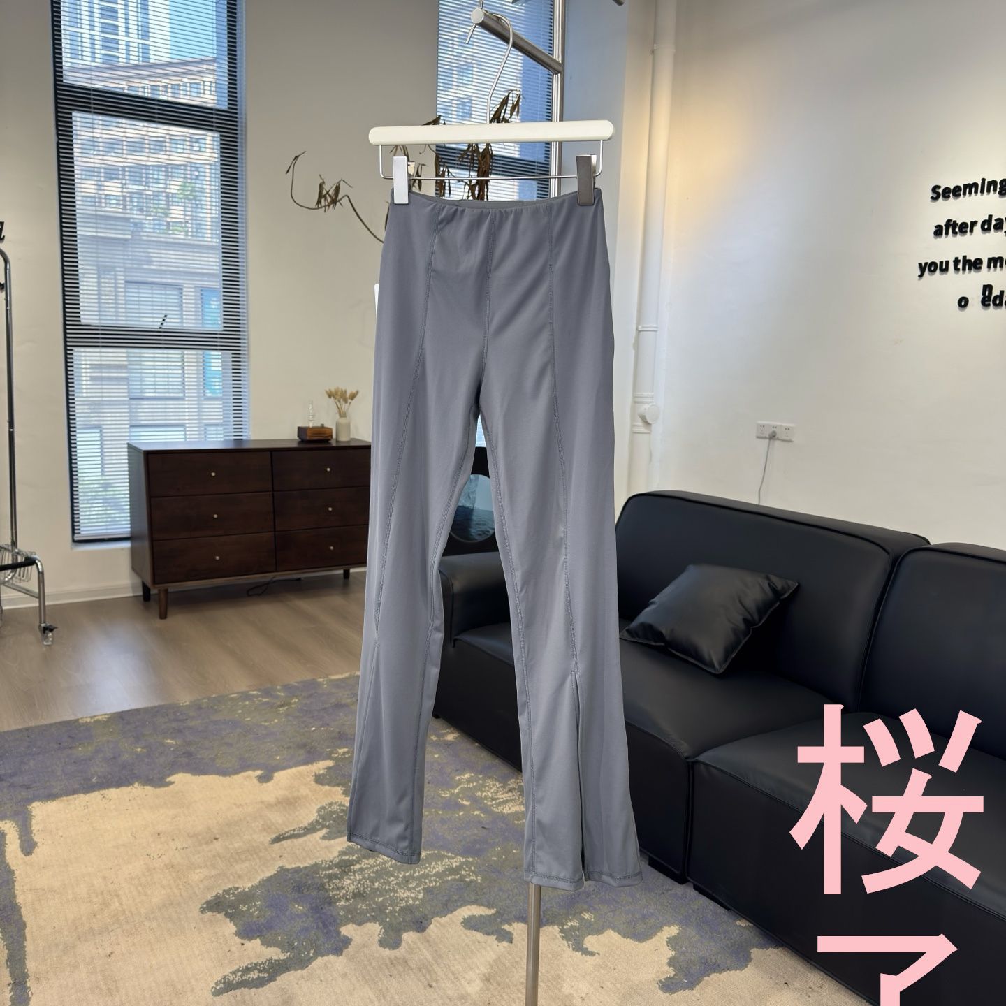 美品]ルルレモン Softstreme Size10 色Bone （ウィメンズ 服