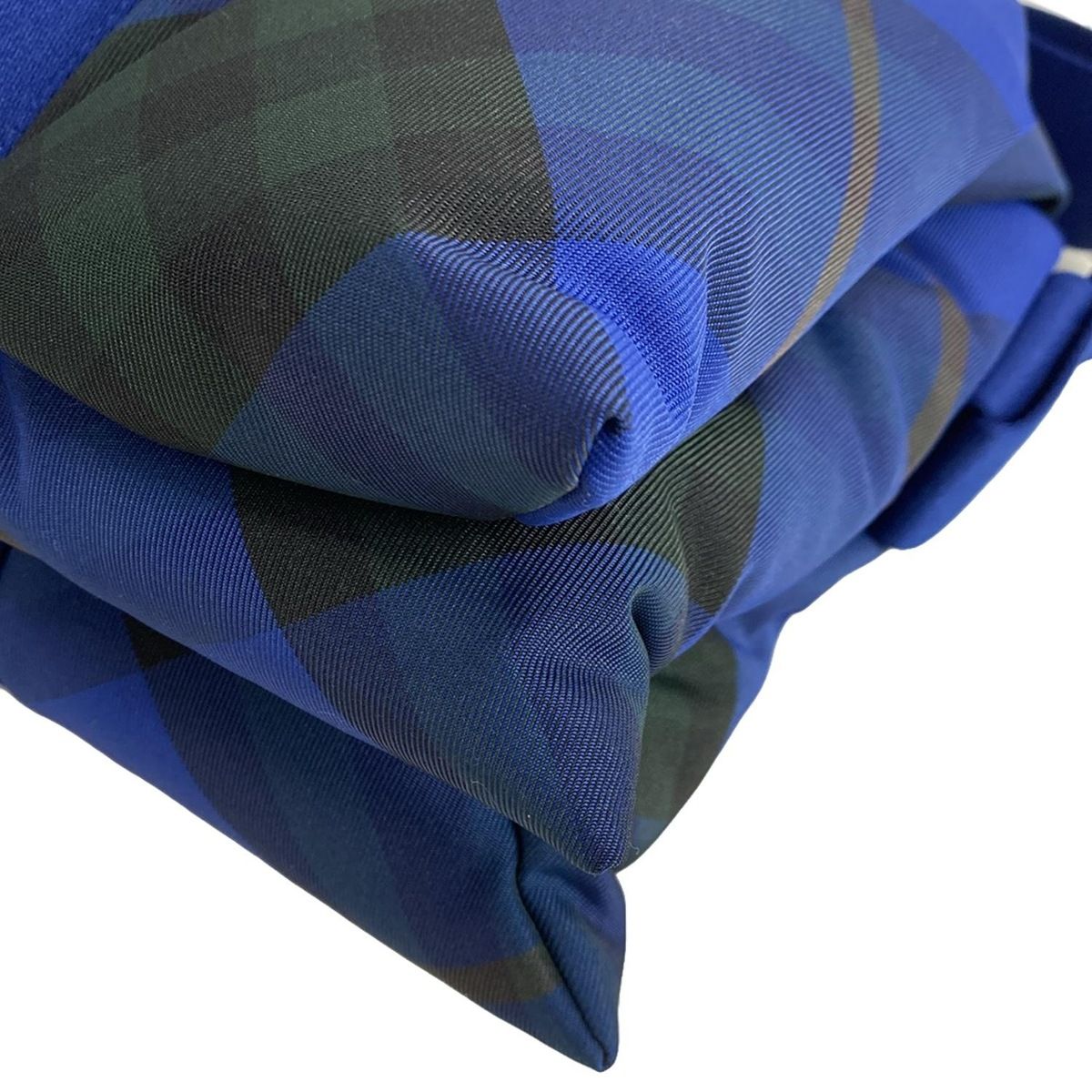 ★Burberry★ピローバッグ 今日特価】Burberry ピローバッグ 20×13cm-WTO輸入1 - メルカリ
