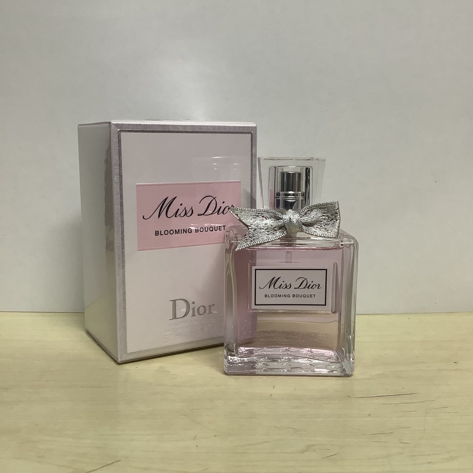 新品未開封　CHRISTIAN DIOR クリスチャンディオール　ミス ディオール ブルーミングブーケ　オードトワレ50ml