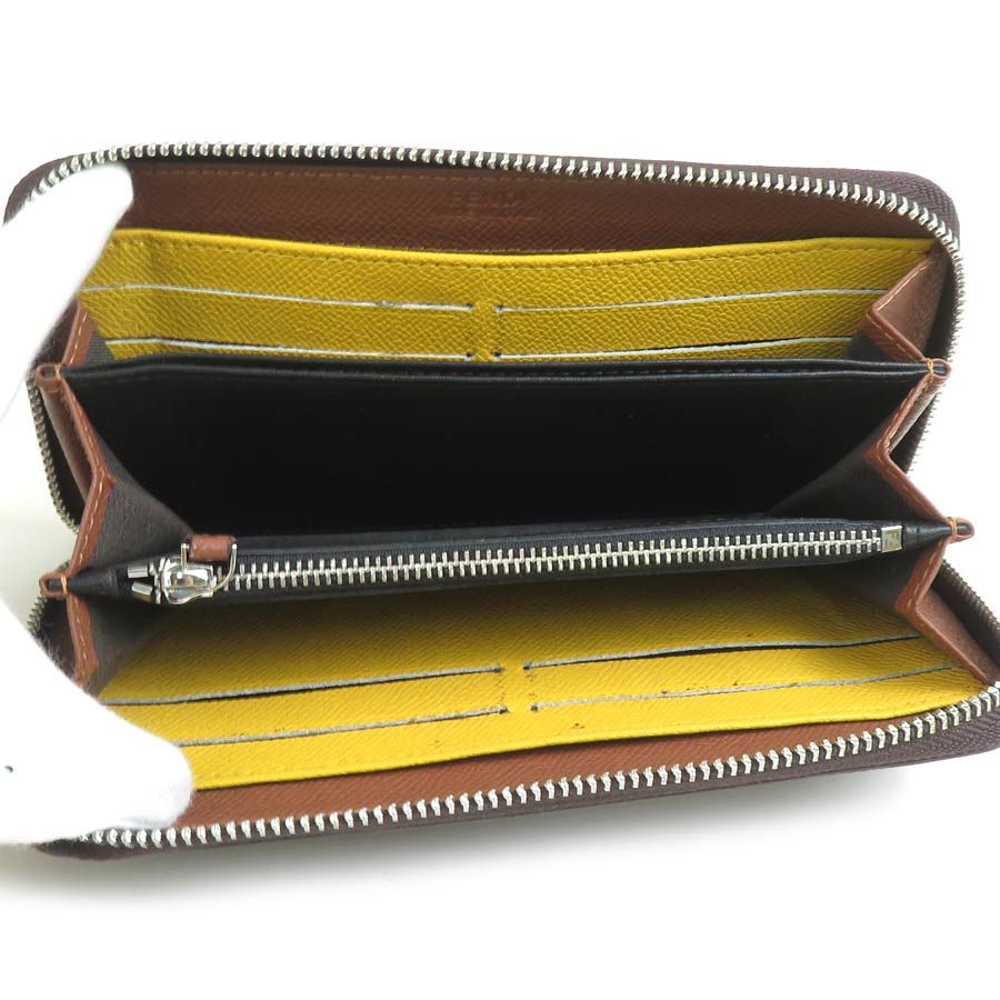 フェンディ FENDI