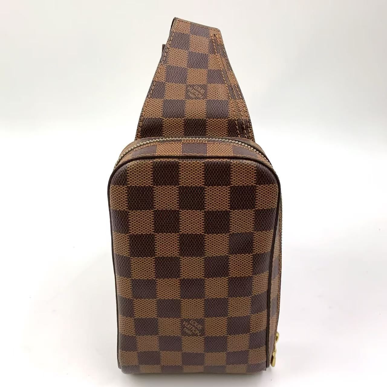 春のお散歩に】ラシット ボディバッグ ラシット russet トラベル