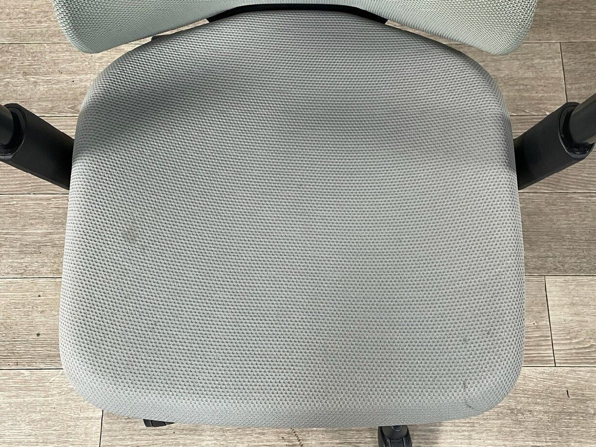 GS84 オカムラ Fluent フルーエント デスク チェア オフィス okamura 岡村 神奈川県秦野市 A3 MARWIL-DEMENAGEMENTS_CH