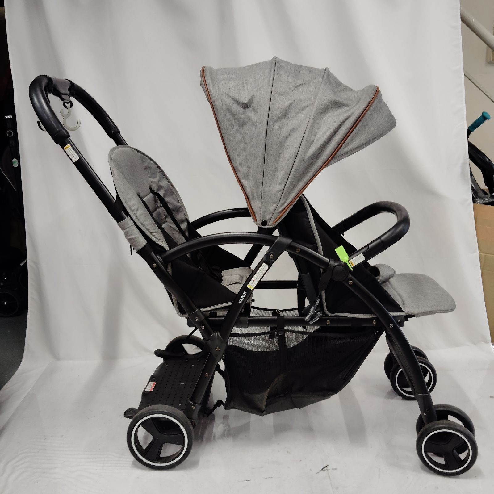極美品 KATOJI カトージ 2人乗りベビーカー 2シーター リアシート付き 