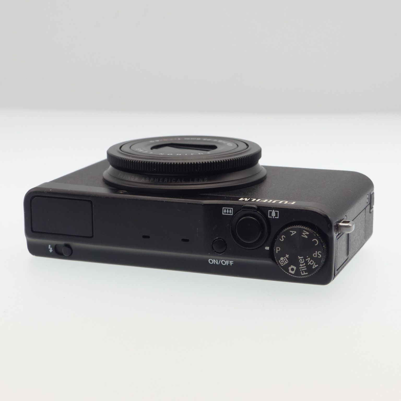 中古・ジャンク】FUJIFILM XQ1 BLACK - メルカリ