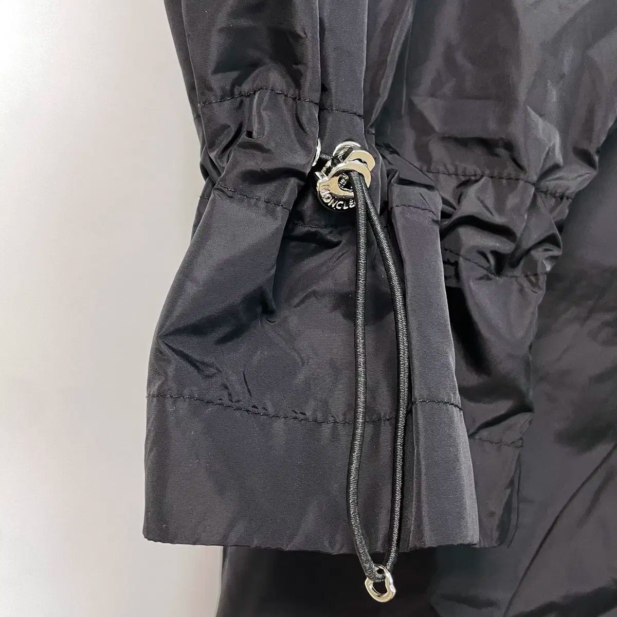 MCL ウィンドジャケット