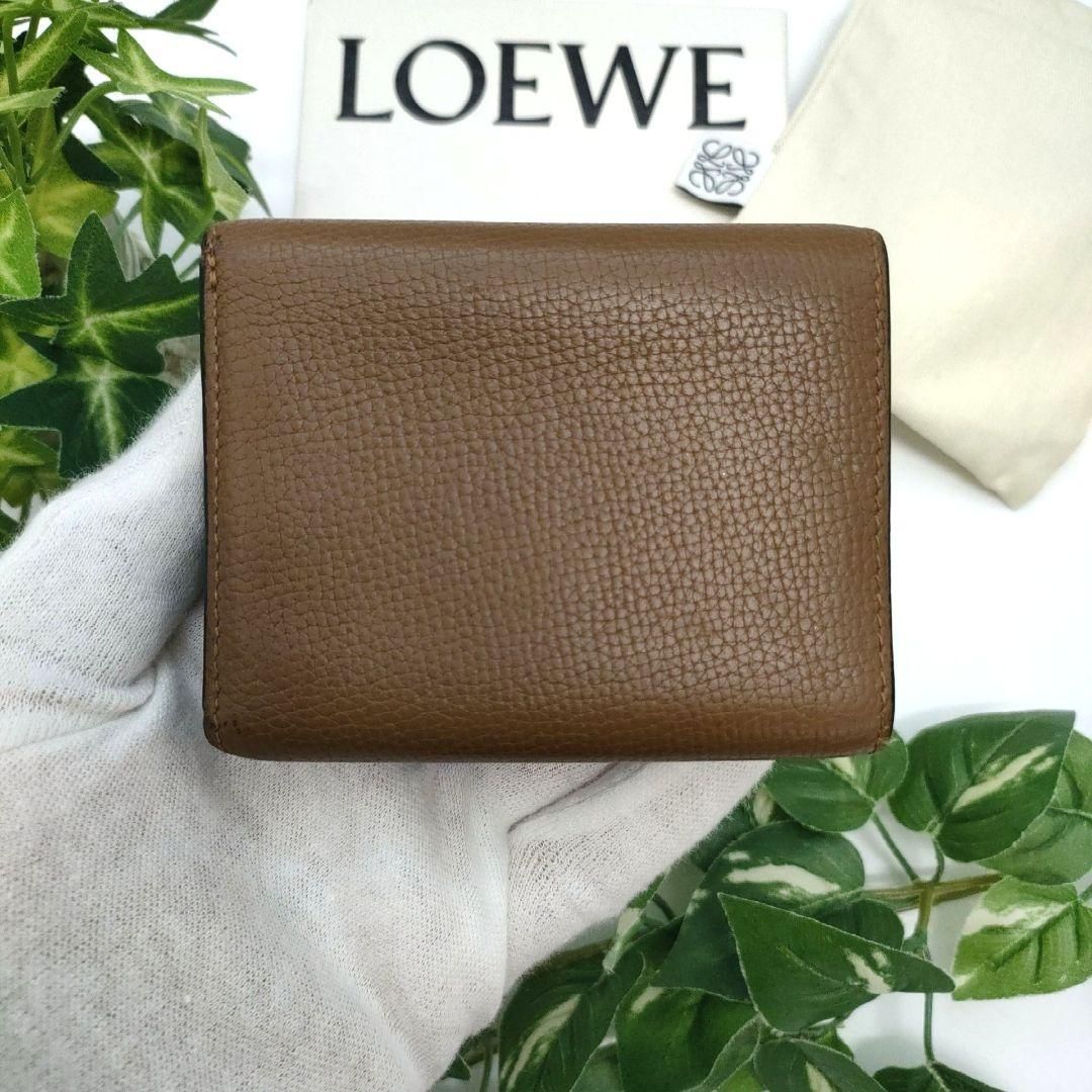 LOEWE ロエベ アナグラムトライフォールドウォレット タン 三つ折り財布