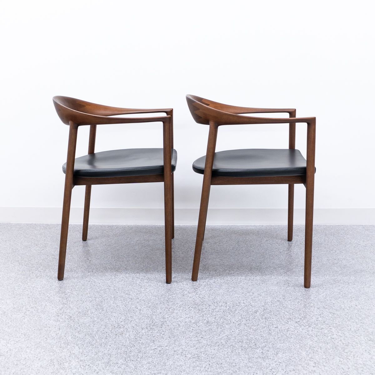 4脚 ダイニングチェア サルタレッリ製 ヴェルサイユ 合皮 猫脚 ブラック 4脚 ダイニングチェア サルタレッリ製 ヴェルサイユ 合皮 猫脚