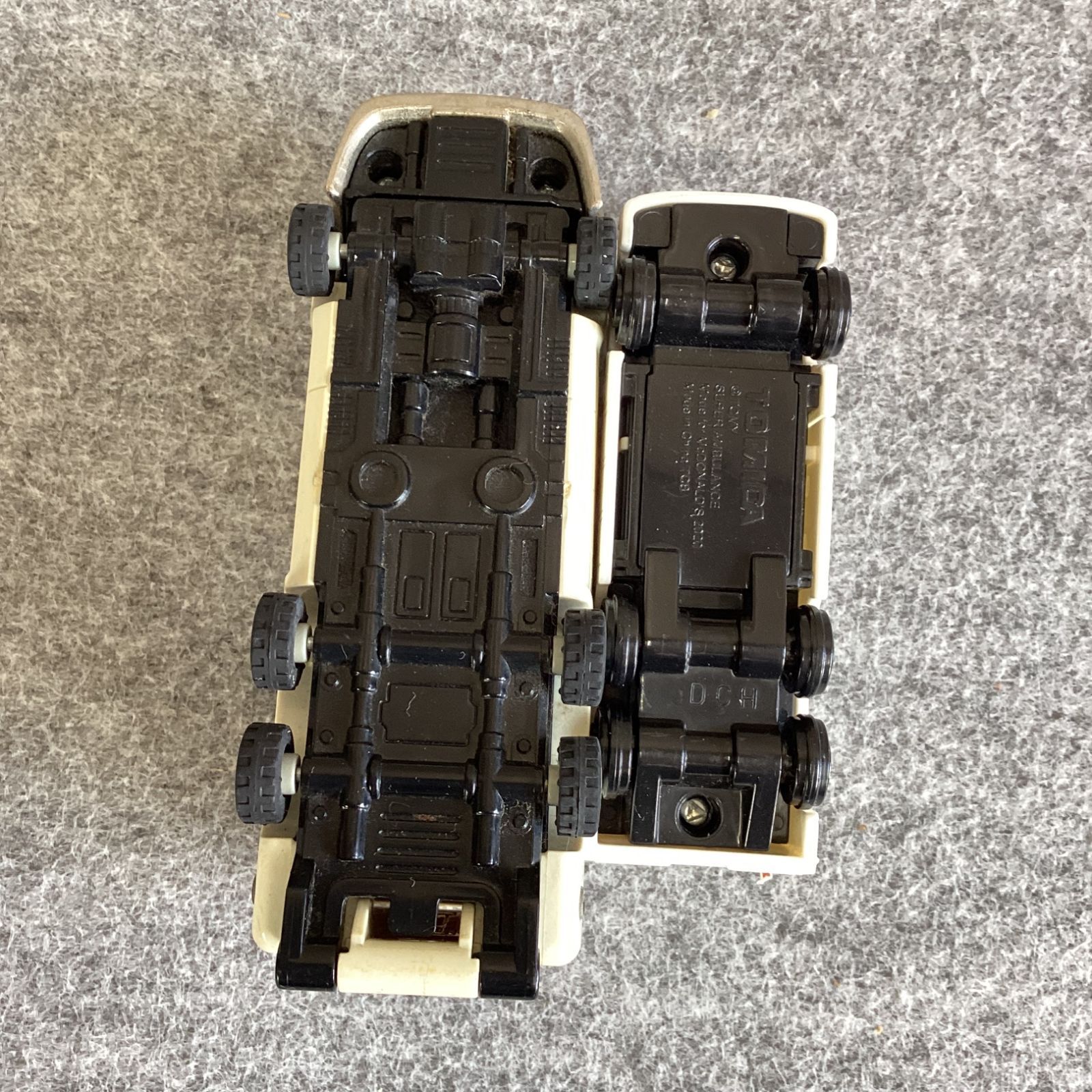 ☆240,【発送対応】【リユース品】トミカ はたらくくるま まとめ売り