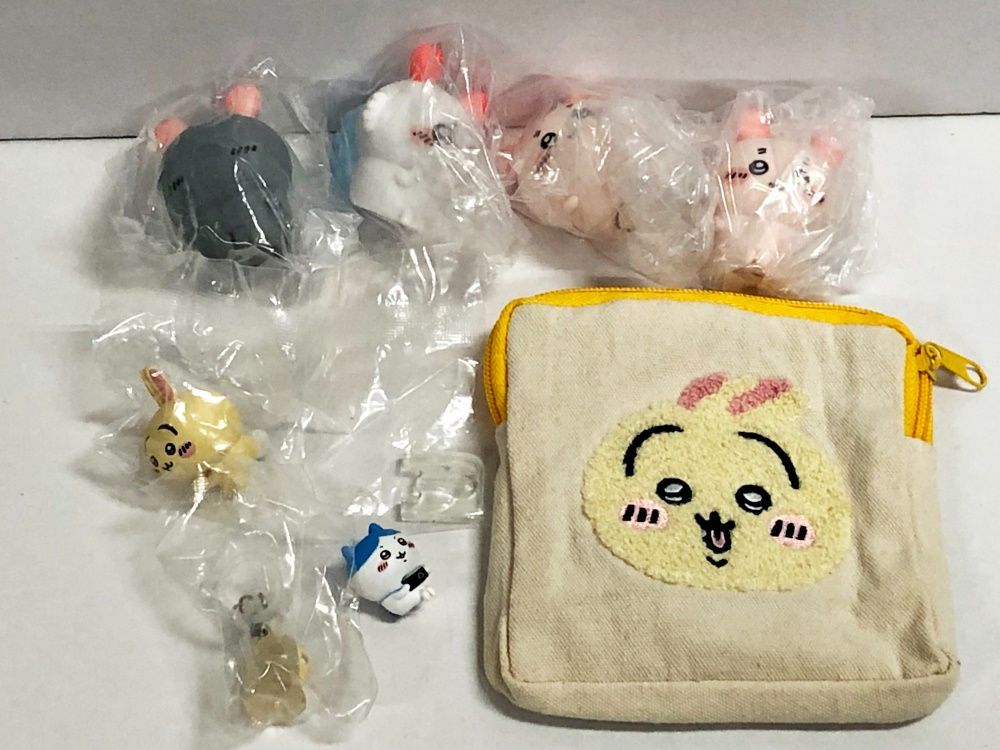 ちいかわグッズ　まとめ売り　ウサギ　ハチワレ　ちいかわ　古本屋　モモン ちいかわ うさぎ クリップぬいぐるみ モモンガ 古本屋 ハチワレ - メルカリ