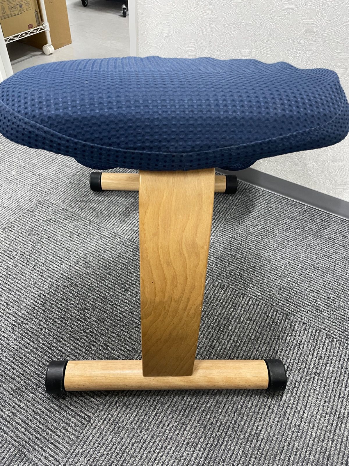 バランスイージー バランスチェア 姿勢矯正 balans Easy 青カバー付き