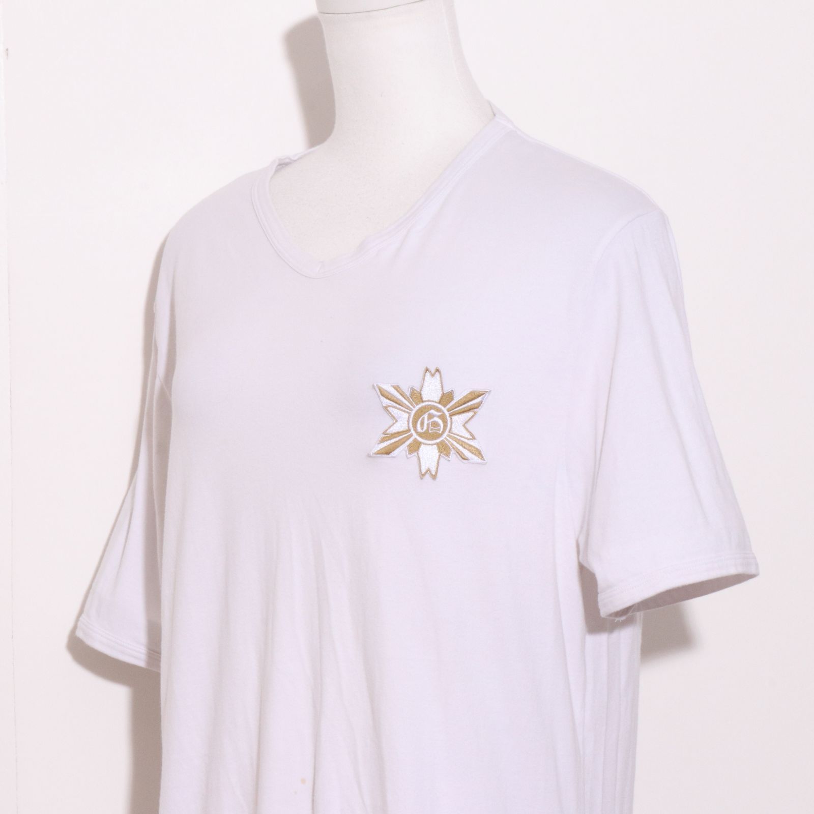 Galliano ジョンガリアーノ　伸縮ストレッチ　デザイン vネック tシャツ Galliano ジョンガリアーノ 伸縮ストレッチ デザイン vネック t